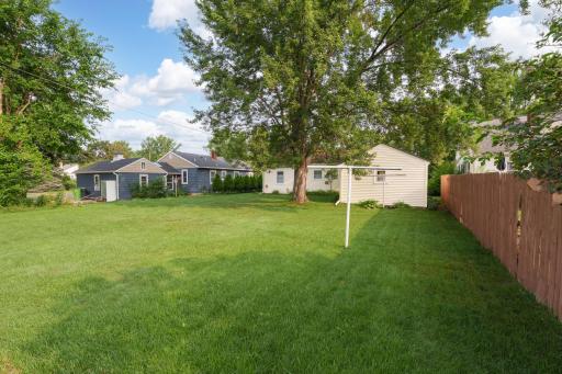 Centrally located near schools, parks, shopping, & more