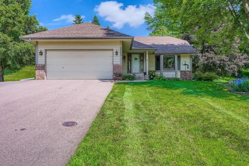 3902 Canter Glen Dr - Web Quality - 002 - 02 Exterior Front.jpg