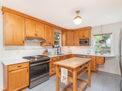 5545 Irving Ave S Minneapolis MN 55419 USA-014-041-Irving Ave SMinneapolis14-MLS_Size.jpg
