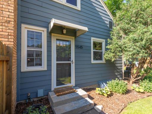 5545 Irving Ave S Minneapolis MN 55419 USA-049-032-Irving Ave SMinneapolis49-MLS_Size.jpg