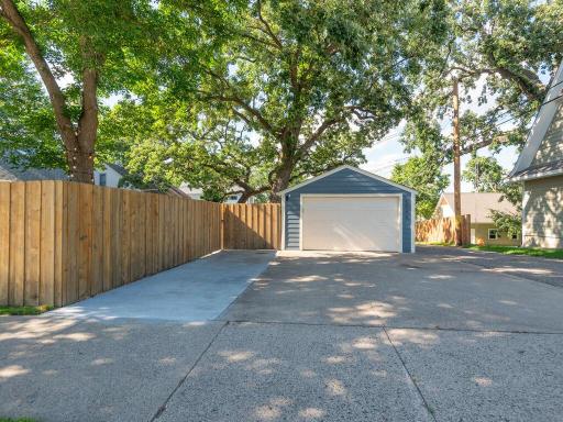 5545 Irving Ave S Minneapolis MN 55419 USA-055-037-Irving Ave SMinneapolis55-MLS_Size.jpg