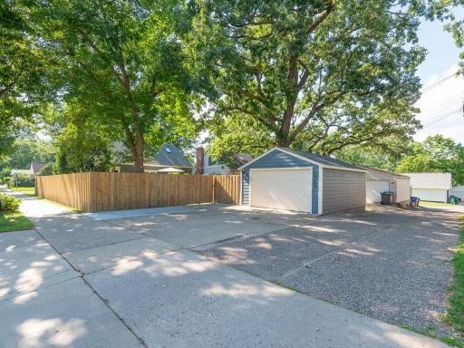 5545 Irving Ave S Minneapolis MN 55419 USA-053-008-Irving Ave SMinneapolis53-MLS_Size.jpg
