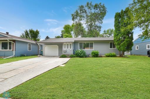 219 10th Avenue E, West Fargo, ND 58078