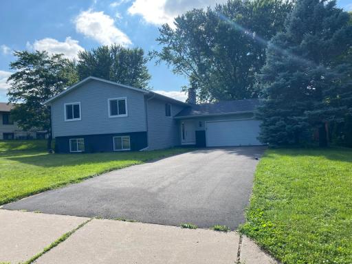 1135 Glendon Street N, Saint Paul, MN 55119