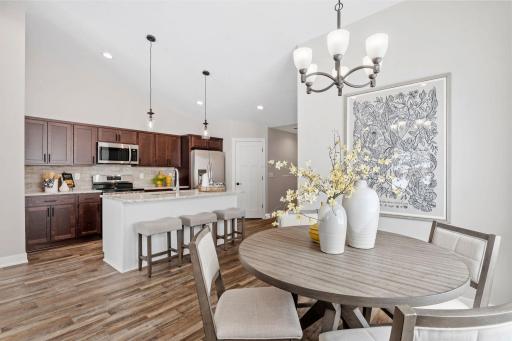 2333 17th Avenue E, North Saint Paul, MN 55109