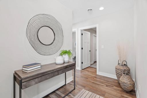 7-web-or-mls-2339 17th Ave E-7.jpg