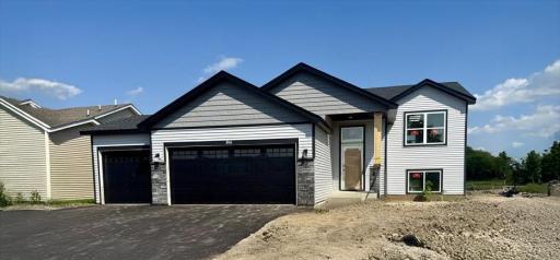 814 Erickson Lane, Buffalo, MN 55313