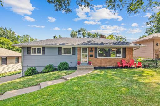 2905 W 70 1/2 Street, Minneapolis, MN 55423