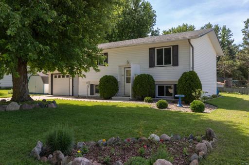 403 4th Street NE, Hayfield, MN 55940
