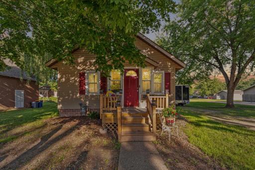 725 Francis Street, Faribault, MN 55021