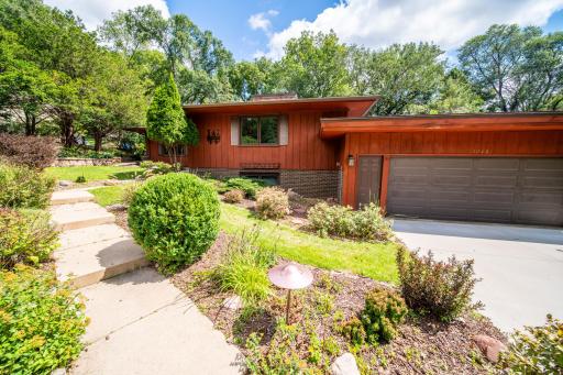 1044 19th Avenue NE, Rochester, MN 55906