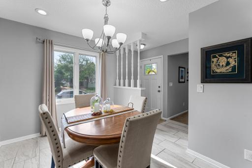 Nice dining area!