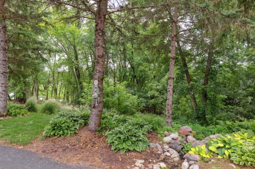 560 Lakeside Bay Drive S, Bayport, MN 55003
