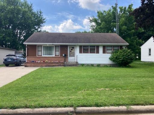 618 9th Avenue SE, Waseca, MN 56093