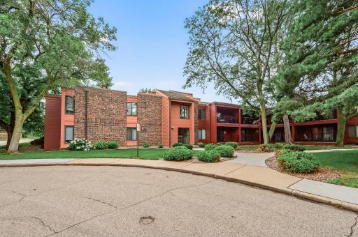 8019 Xerxes Avenue S, 204, Bloomington, MN 55431