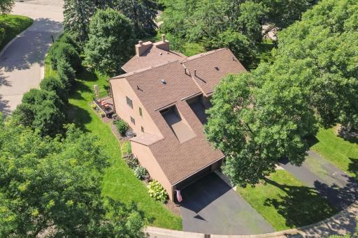 Wooded location convenient to lots of trails, parks and shopping.
