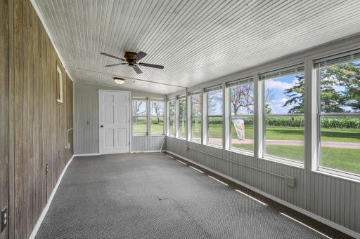 17-web-or-mls-3820-sw-8th-st.jpg