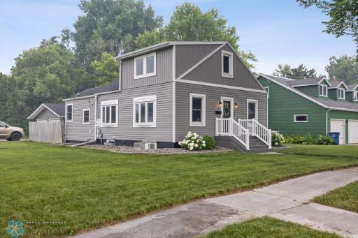 722 15th Street N, Moorhead, MN 56560