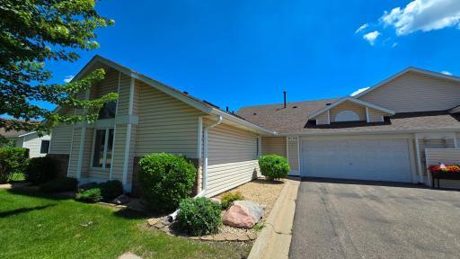 9136 Windsor Terrace, Minneapolis, MN 55443