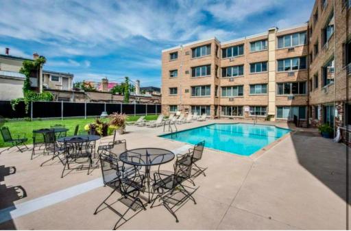 2727 W 43rd Street, 102, Minneapolis, MN 55410
