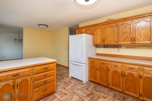 609 4th Avenue NW, Dilworth, MN 56529