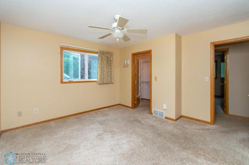 609 4th Avenue NW, Dilworth, MN 56529