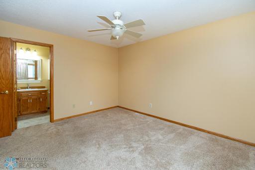 609 4th Avenue NW, Dilworth, MN 56529
