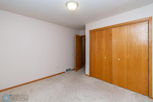 609 4th Avenue NW, Dilworth, MN 56529