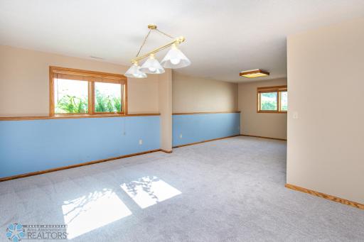 609 4th Avenue NW, Dilworth, MN 56529