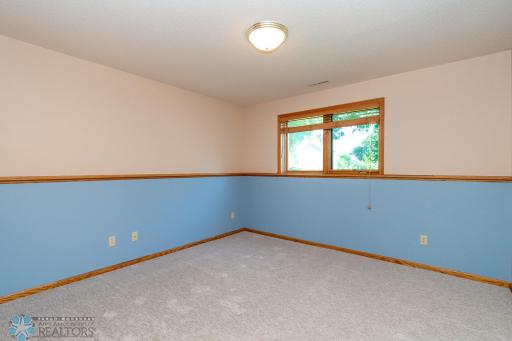 609 4th Avenue NW, Dilworth, MN 56529