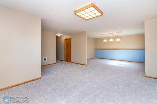 609 4th Avenue NW, Dilworth, MN 56529