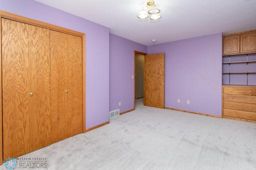 609 4th Avenue NW, Dilworth, MN 56529