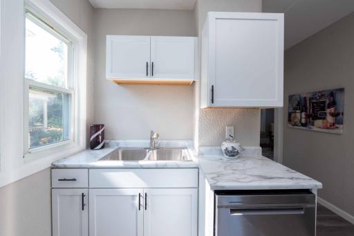 1702 Minnehaha Avenue W, Saint Paul, MN 55104