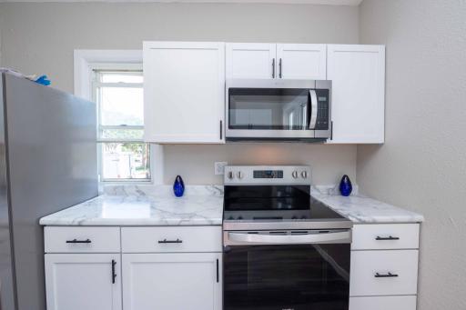 1702 Minnehaha Avenue W, Saint Paul, MN 55104