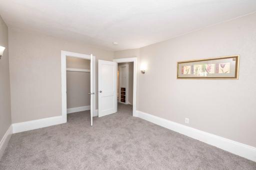 1702 Minnehaha Avenue W, Saint Paul, MN 55104