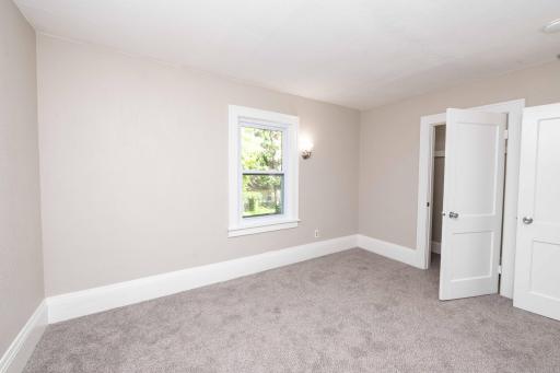 1702 Minnehaha Avenue W, Saint Paul, MN 55104