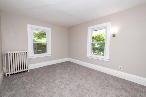 1702 Minnehaha Avenue W, Saint Paul, MN 55104