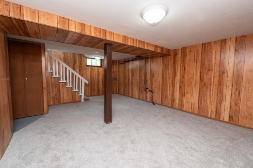 1702 Minnehaha Avenue W, Saint Paul, MN 55104