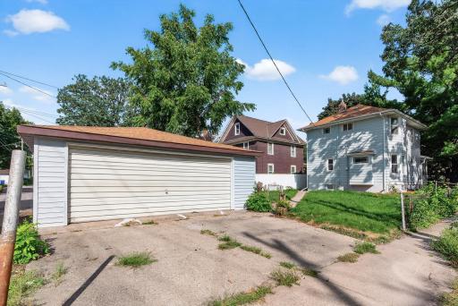 1702 Minnehaha Avenue W, Saint Paul, MN 55104