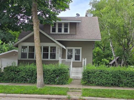 305 Elm Avenue SE, Montgomery, MN 56069