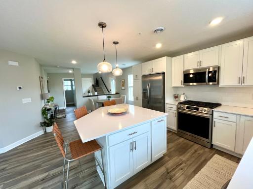 KITCHEN 2.jpeg