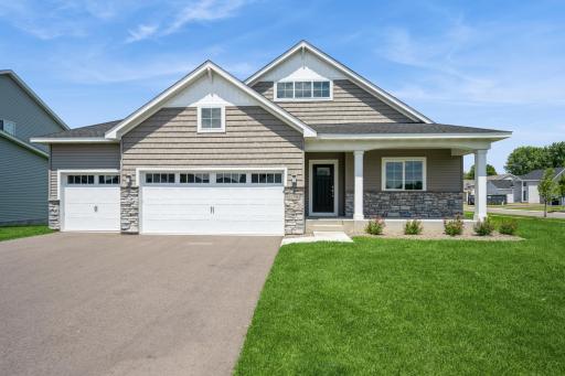 Move in NOW to this beautiful Madison home at 11798 5th St NE!