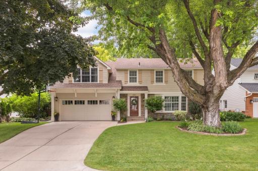 Spectacular 4BR, 4BA classic Colonial home in Edina’s Golf Terrace Heights!