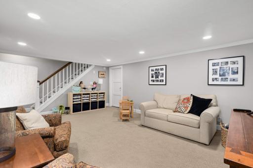 4604 Oak Drive, Minneapolis, MN 55424
