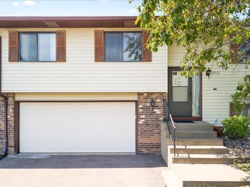 15722 Griffon Court, Saint Paul, MN 55124