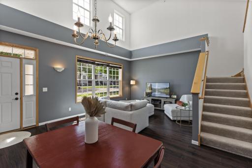 2094 Clover Ridge Drive, Chaska, MN 55318