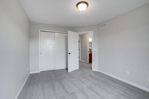 8710Photography-Web-Friendly-11340-Sand-Castle-Drive-Woodbury-MN-55129-55129-18.jpg