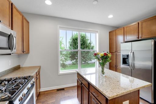 8710Photography-Web-Friendly-11340-Sand-Castle-Drive-Woodbury-MN-55129-55129-15.jpg