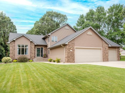 2212 Hydram Avenue N, Saint Paul, MN 55128
