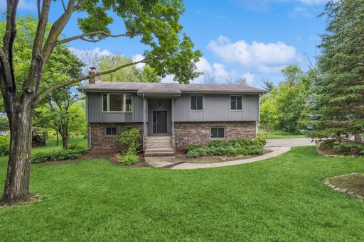 551 Townes Road, Wayzata, MN 55391